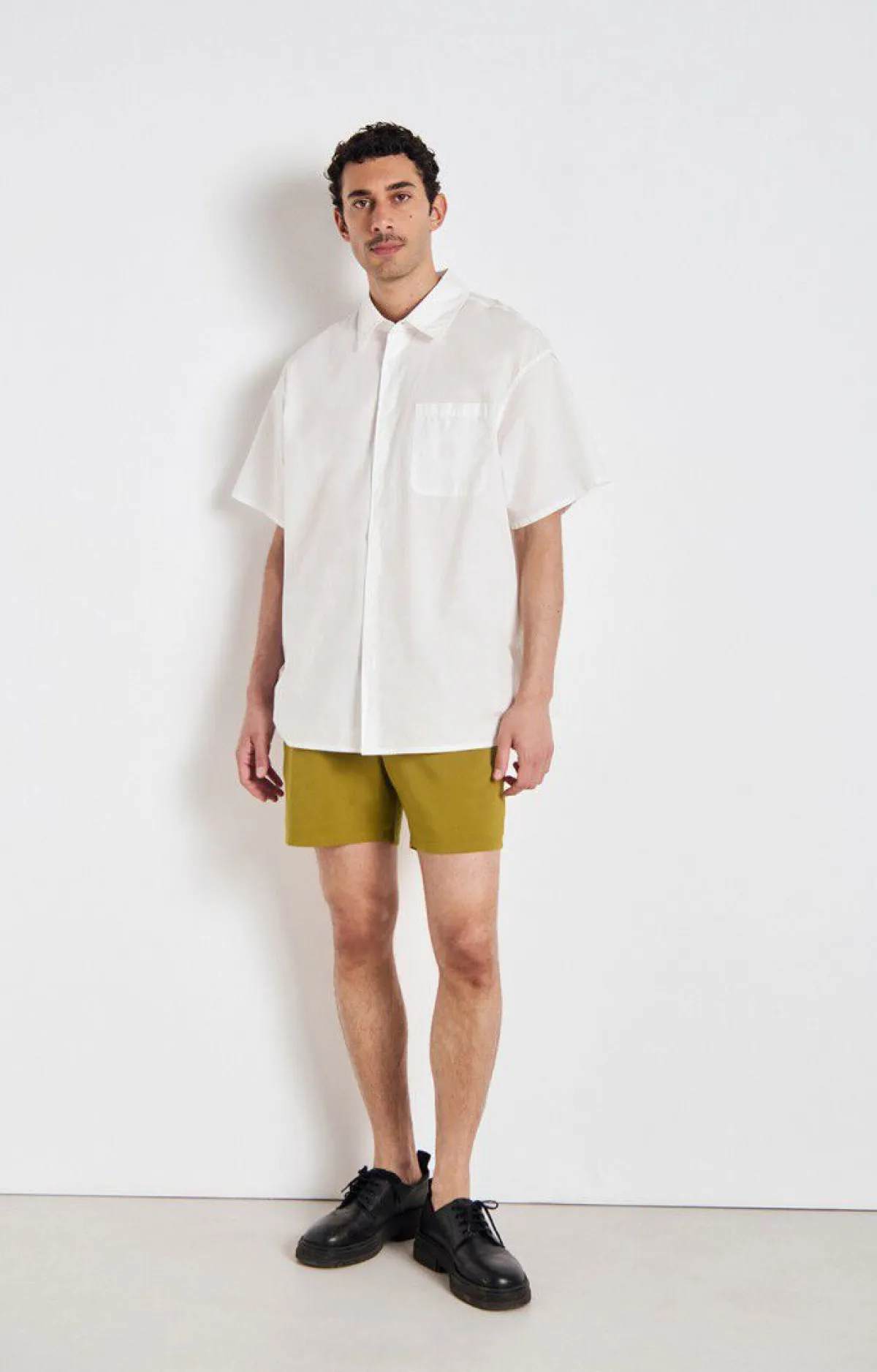American Vintage Men'S Shorts Fizvalley Vintage Saffron Sale